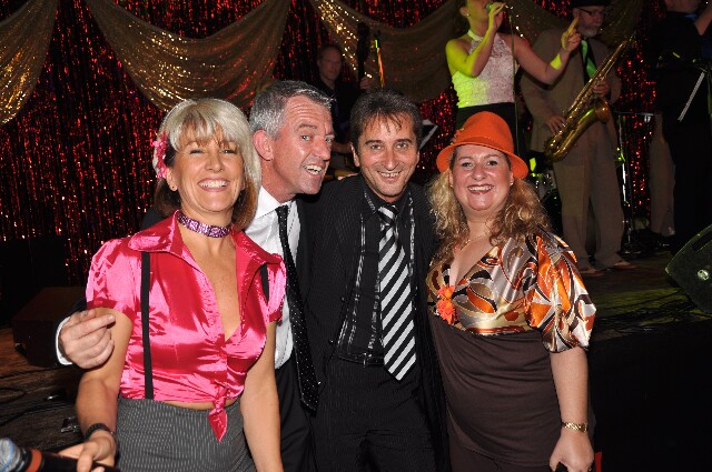 min 2008 11 08 fous swing 195